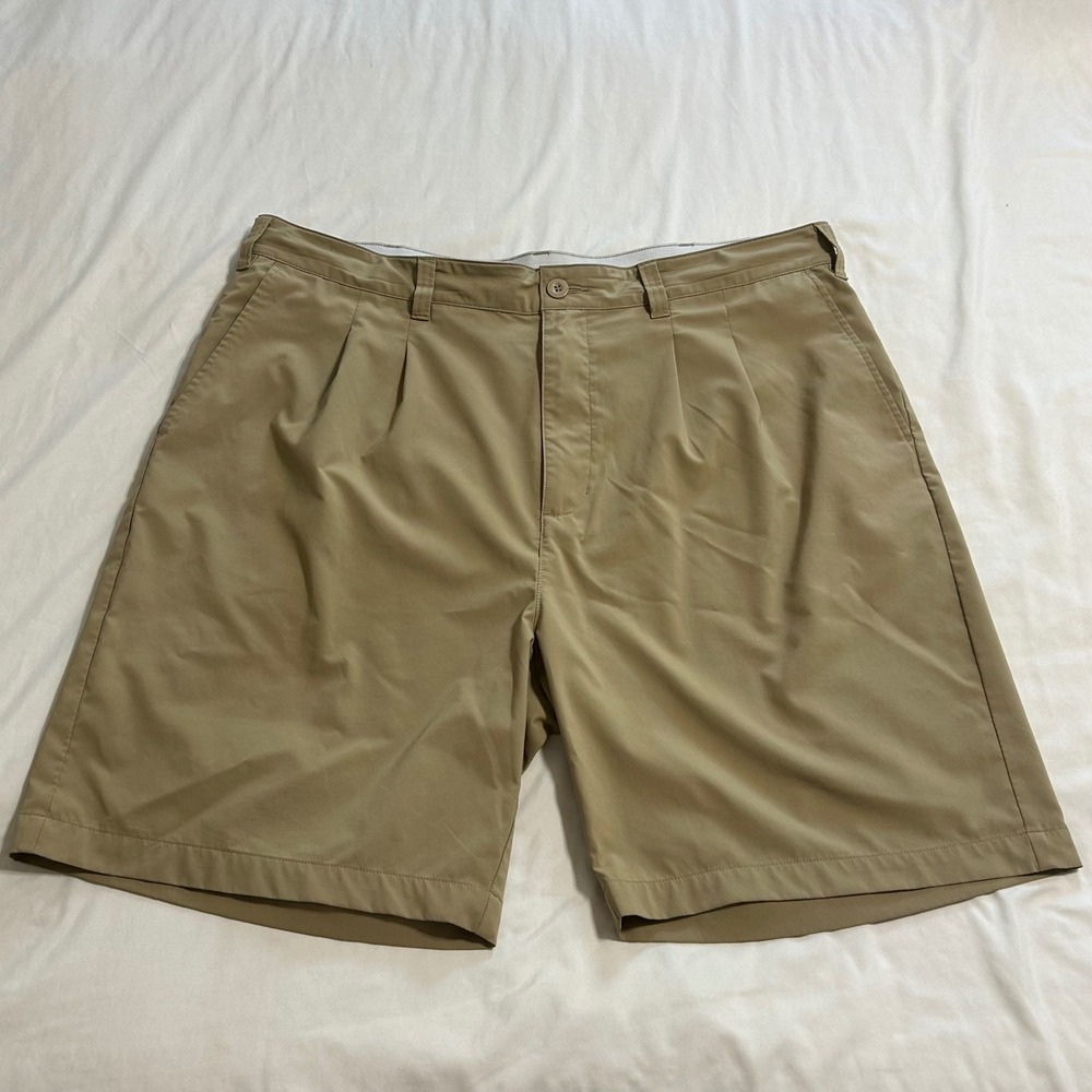 Reebok Golf Mens Khaki Tan‎ Pleated Performance Shorts Size 44 Stretch RN69421